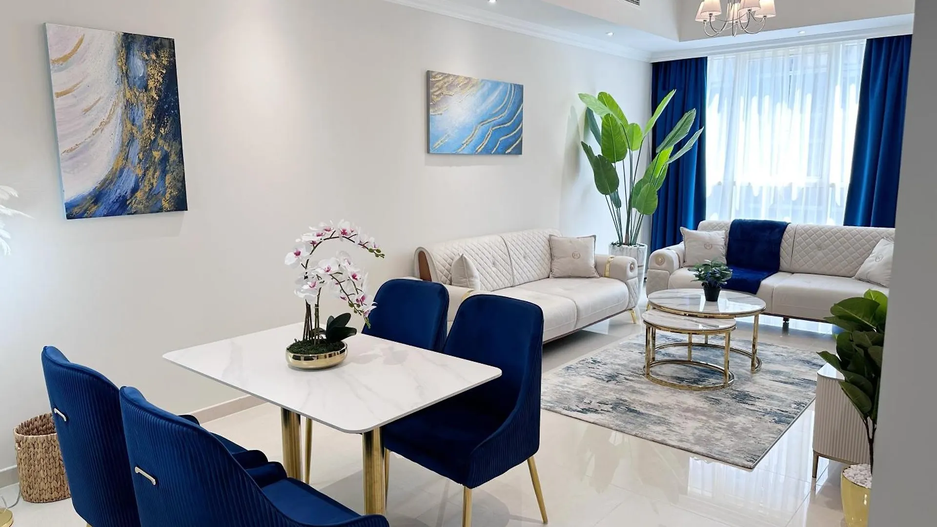 Apartment Dunya Tower Luxury And 2 Min Walk To Dubai Mall And Burj Khalifa In Heart Of Downtown
