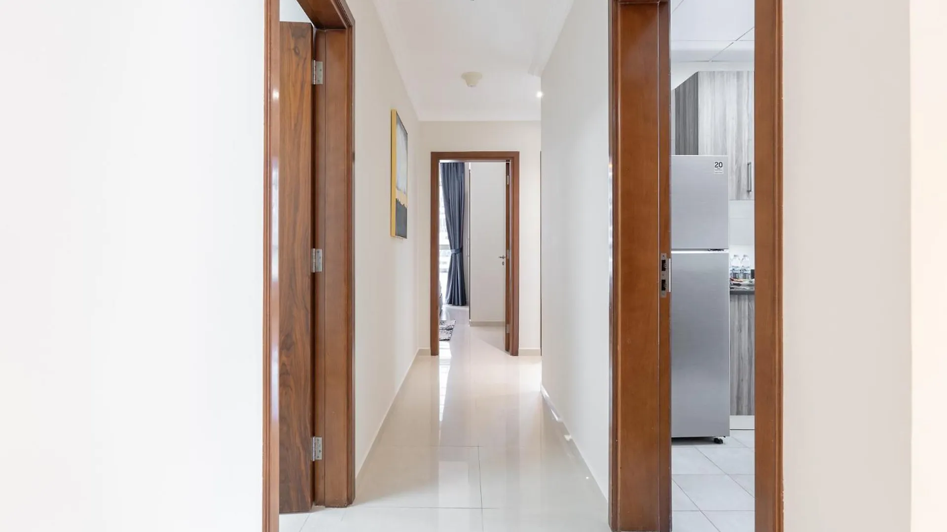 Dunya Tower Luxury And 2 Min Walk To Dubai Mall And Burj Khalifa In Heart Of Downtown