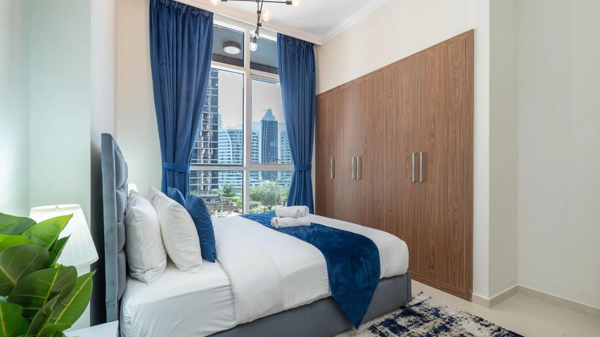 Dunya Tower Luxury And 2 Min Walk To Dubai Mall And Burj Khalifa In Heart Of Downtown 0*,  United Arab Emirates