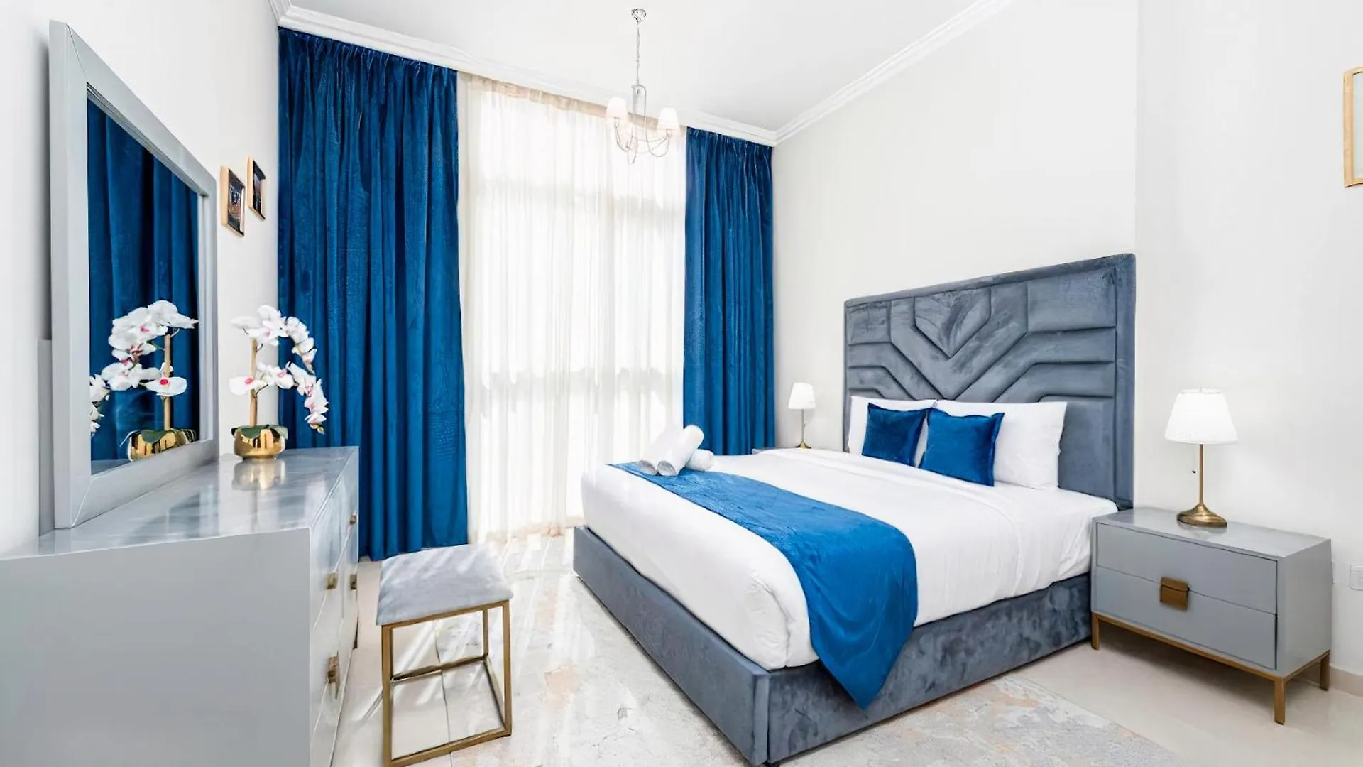 Dunya Tower Luxury And 2 Min Walk To Dubai Mall And Burj Khalifa In Heart Of Downtown 0*,  الإمارات العربية المتحدة