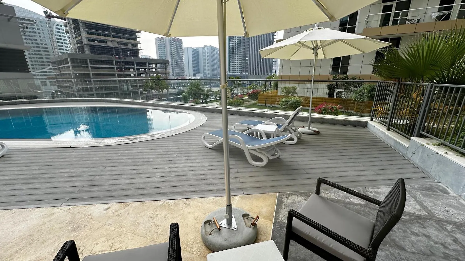 شقة Dunya Tower Luxury And 2 Min Walk To Dubai Mall And Burj Khalifa In Heart Of Downtown
