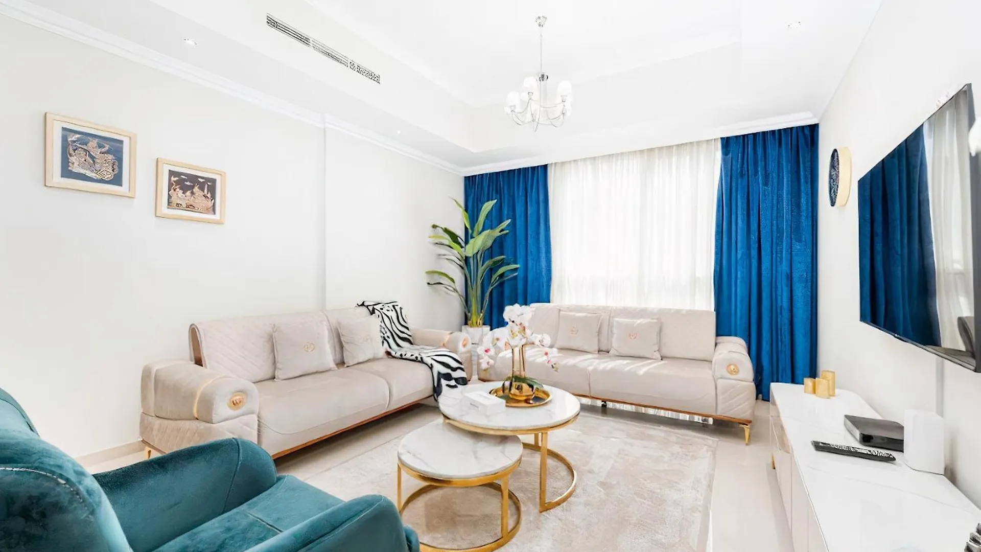 Apartment Dunya Tower Luxury And 2 Min Walk To Dubai Mall And Burj Khalifa In Heart Of Downtown